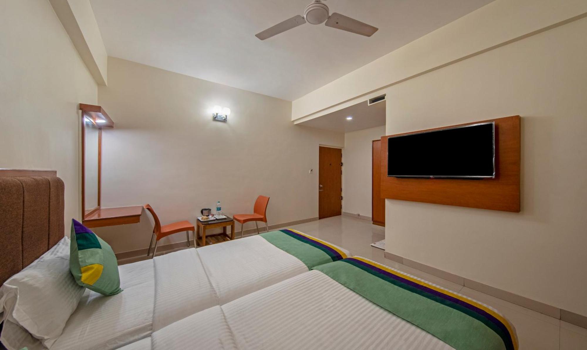 Treebo Sam Residency Otel Coimbatore Dış mekan fotoğraf