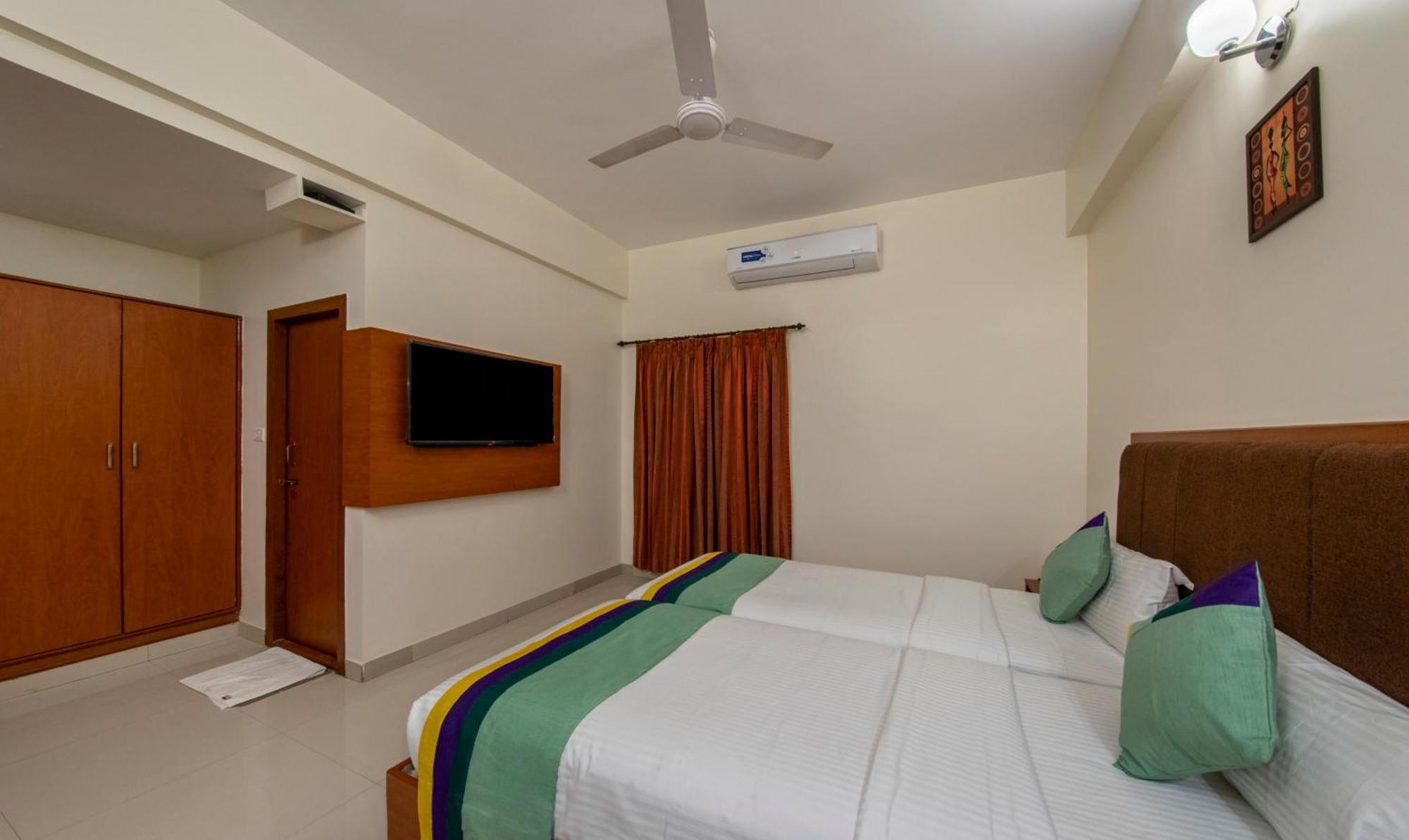 Treebo Sam Residency Otel Coimbatore Dış mekan fotoğraf