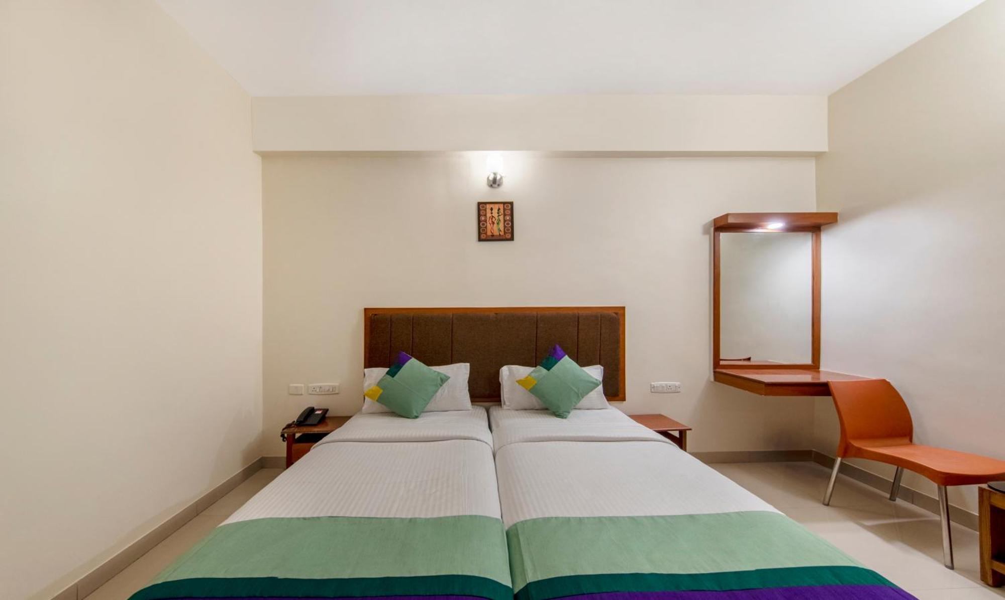 Treebo Sam Residency Otel Coimbatore Dış mekan fotoğraf