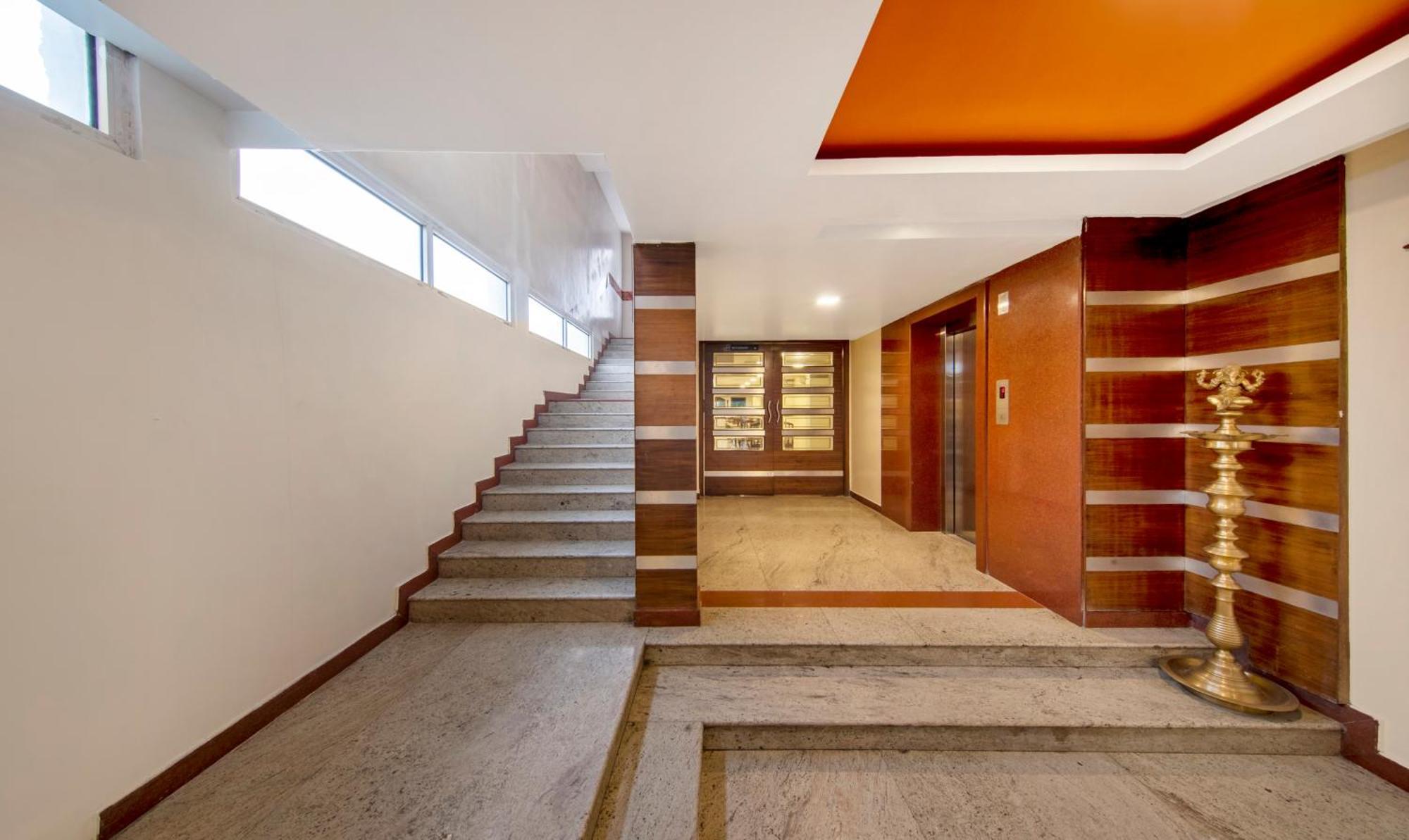 Treebo Sam Residency Otel Coimbatore Dış mekan fotoğraf